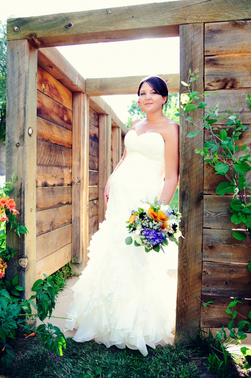 kansas city makeup artist Lora Devine 816-668-6061 www.devinemakeupartistry.com
